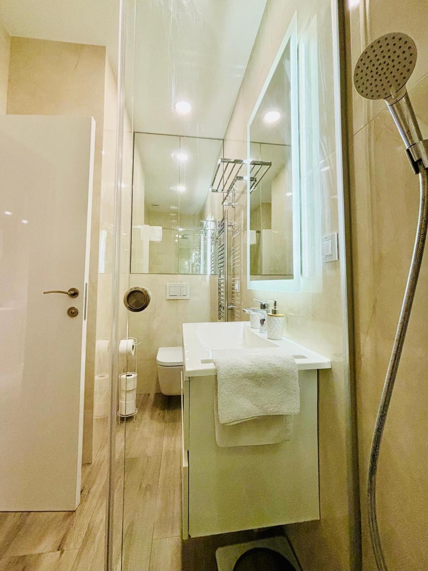 Lirra Luxe - Central Belgrade Apartments Belgrado Exterior foto